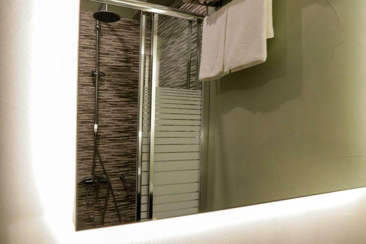 V36 Suites Athènes Extérieur photo