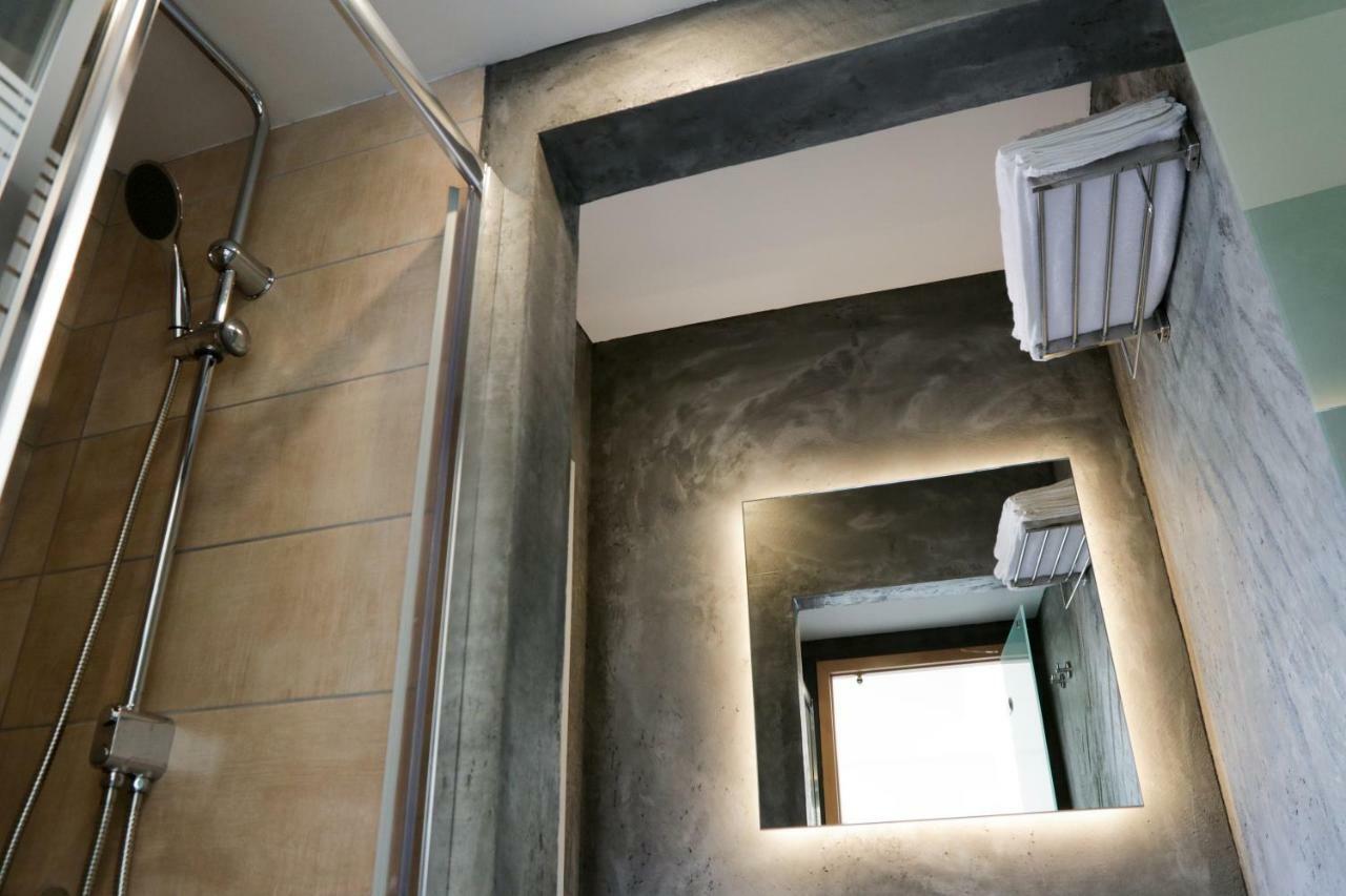 V36 Suites Athènes Extérieur photo